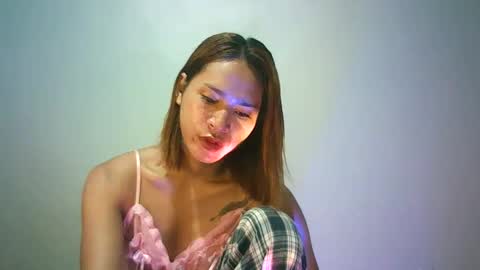 Snapshot of erikamhie_123 chatting on January 15, 2026, 4:06 am Erika online show from January 15, 2026, 4:06 am