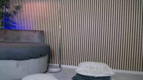 Snapshot of erikarossee chatting on December 1, 2025, 6:07 am erikarossee online show from December 1, 2025, 6:07 am