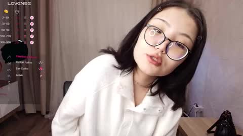 Snapshot of erikawai chatting on September 19, 2025, 2:13 am Erika online show from September 19, 2025, 2:13 am