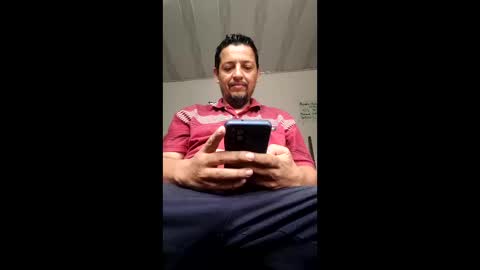 Snapshot of erikfabiandalucca chatting on February 14, 2026, 3:09 pm erik online show from February 14, 2026, 3:09 pm