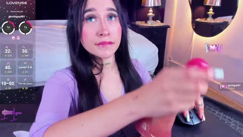 Snapshot of eriklein chatting on January 8, 2025, 10:48 pm Eri online show from January 8, 2025, 10:48 pm