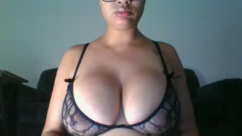 erin2025 online show from July 9, 2026, 5:11 am