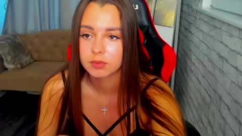 Erin online show from May 21, 2026, 8:43 am