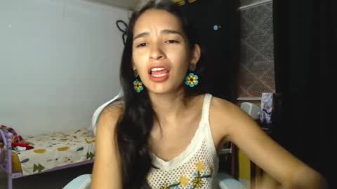 Snapshot of erina_1 chatting on December 2, 2024, 1:03 am erina_1 online show from December 2, 2024, 1:03 am