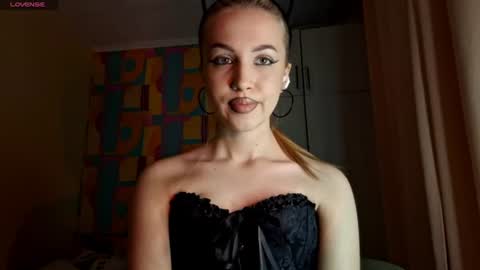 Katrin online show from July 3, 2026, 4:46 pm