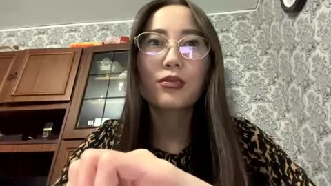 Luna online show from May 28, 2026, 4:59 pm