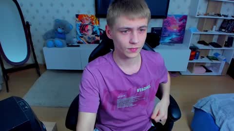 Max online show from December 8, 2024, 9:19 pm