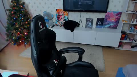 Max online show from January 6, 2025, 1:42 am