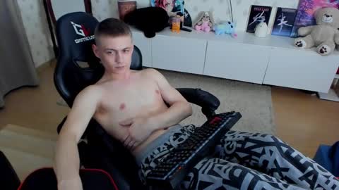 Max online show from February 10, 2025, 1:57 am