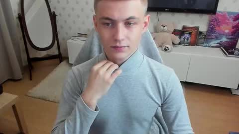 Max online show from October 17, 2025, 11:07 pm