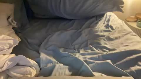 erock9871 online show from December 6, 2024, 8:15 am