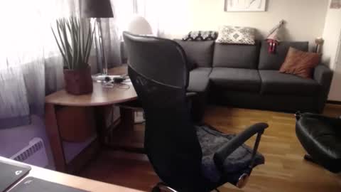 Snapshot of eroen chatting on October 26, 2025, 2:01 pm eroen online show from October 26, 2025, 2:01 pm