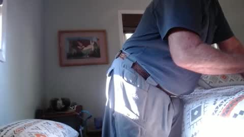 Snapshot of eros2121 chatting on February 4, 2026, 9:42 pm eros online show from February 4, 2026, 9:42 pm