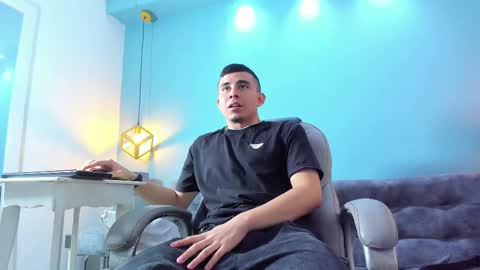 Eross online show from September 9, 2025, 12:37 pm