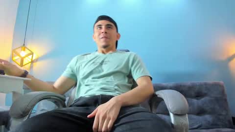 Eross online show from September 19, 2025, 1:01 pm