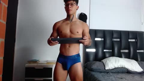 Eros online show from October 31, 2025, 3:13 pm