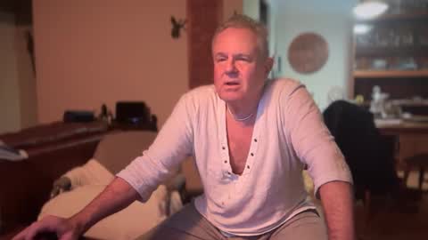 eros online show from January 25, 2025, 8:00 am