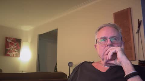 eros online show from February 9, 2025, 10:43 pm