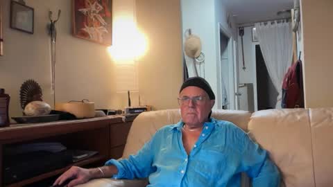 eros online show from November 15, 2025, 4:32 am