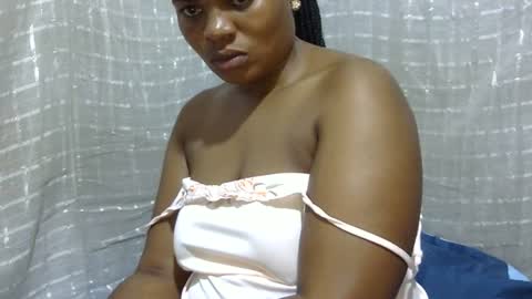 Snapshot of erotic_ebony56 chatting on June 14, 2026, 3:41 am erotic_ebony56 online show from June 14, 2026, 3:41 am