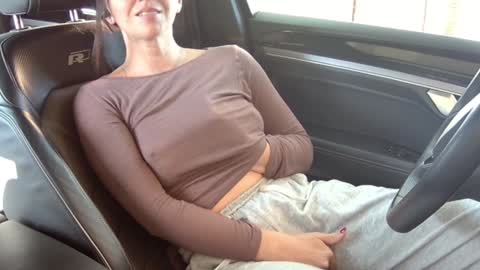 Snapshot of erotic_vibe chatting on September 26, 2025, 11:36 am Melissa online show from September 26, 2025, 11:36 am