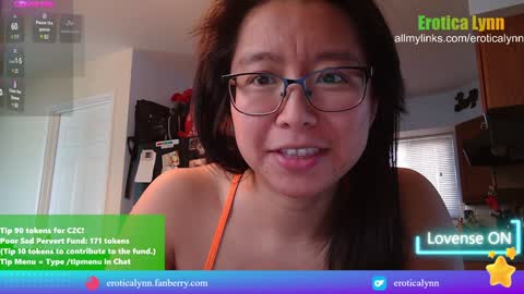 Snapshot of eroticalynn chatting on January 23, 2025, 6:14 pm Lynn online show from January 23, 2025, 6:14 pm