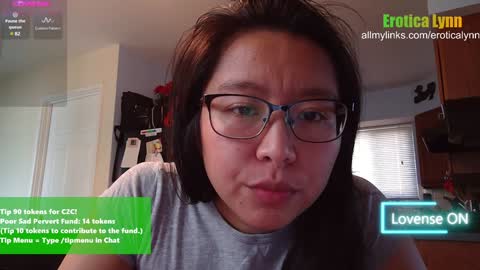 Snapshot of eroticalynn chatting on February 4, 2025, 6:38 pm Lynn online show from February 4, 2025, 6:38 pm