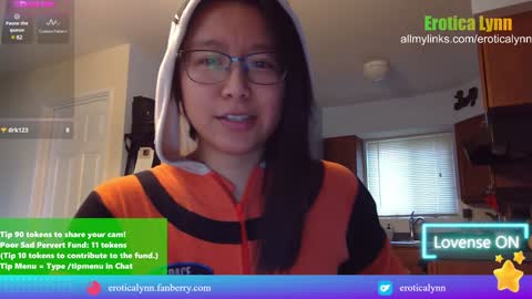 Snapshot of eroticalynn chatting on February 7, 2025, 7:17 pm Lynn online show from February 7, 2025, 7:17 pm