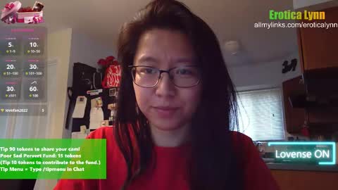 Snapshot of eroticalynn chatting on February 14, 2025, 7:23 pm Lynn online show from February 14, 2025, 7:23 pm