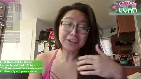 Lynn   online show from December 5, 2025, 8:05 pm