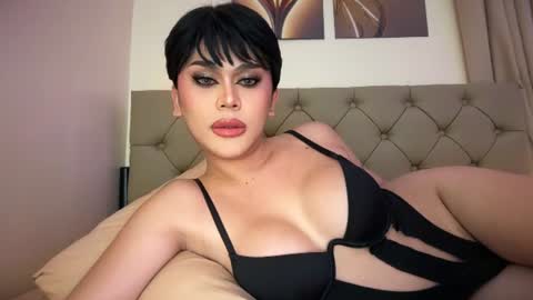Snapshot of erotictsmonica chatting on June 18, 2026, 6:45 pm monica online show from June 18, 2026, 6:45 pm