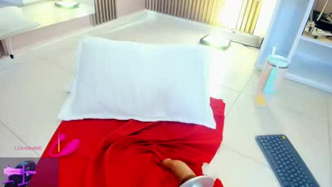 Snapshot of erotik_lady chatting on March 9, 2025, 1:35 am TINY online show from March 9, 2025, 1:35 am