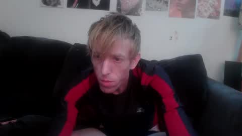 Snapshot of esc_del chatting on March 11, 2025, 1:45 pm esc del online show from March 11, 2025, 1:45 pm