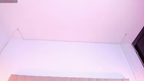 Scarlett online show from May 27, 2026, 1:57 am