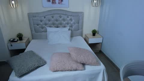 Snapshot of escarleth__ chatting on September 22, 2025, 1:46 pm Escarlet online show from September 22, 2025, 1:46 pm