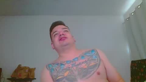 escodamus12 online show from January 7, 2025, 6:35 pm