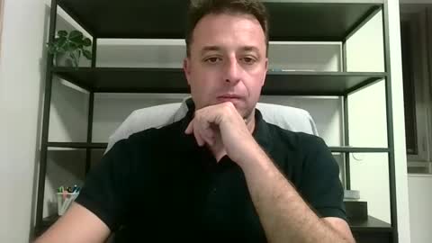 esibizionista 91 online show from October 24, 2025, 2:13 pm