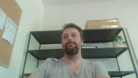 esibizionista 91 online show from April 3, 2026, 1:53 pm