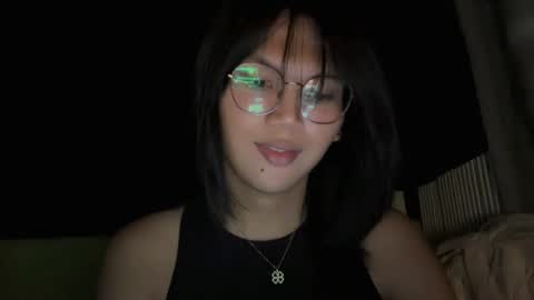 Chelliane online show from November 16, 2025, 4:18 am