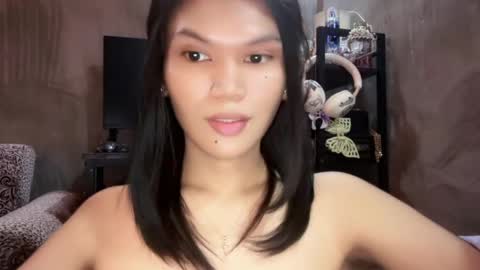 Chelliane online show from May 18, 2026, 8:20 am
