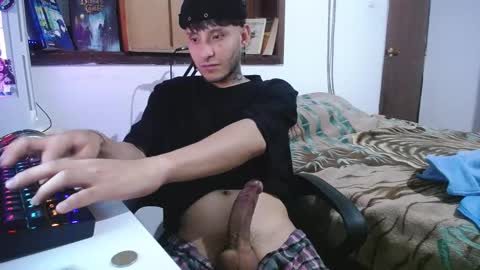 Snapshot of esjrobles chatting on December 5, 2024, 4:31 am Esteban online show from December 5, 2024, 4:31 am