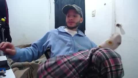 Snapshot of esjrobles chatting on October 6, 2025, 12:57 pm Esteban online show from October 6, 2025, 12:57 pm