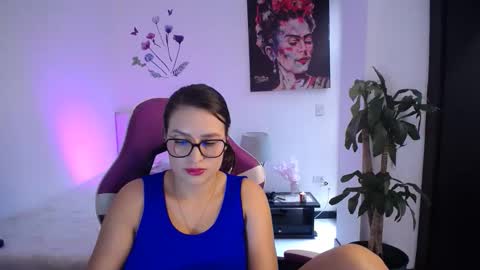 Snapshot of esmeralda098 chatting on March 1, 2026, 7:16 pm Esmeralda online show from March 1, 2026, 7:16 pm