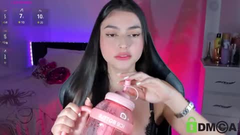 Snapshot of esmeralda_colllins chatting on February 6, 2026, 11:57 am Esmeralda online show from February 6, 2026, 11:57 am