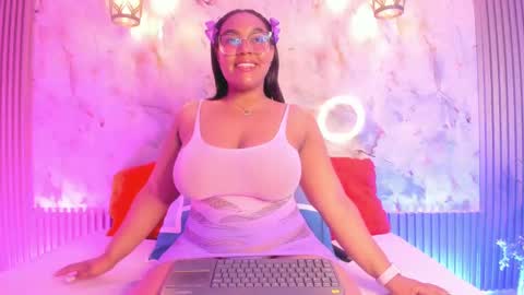 esmeralda online show from February 26, 2025, 9:21 am