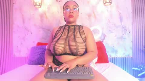 esmeralda online show from March 11, 2025, 9:34 am