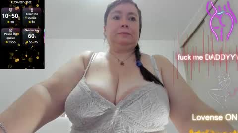 Esmeralda online show from March 7, 2026, 9:50 am