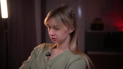 Snapshot of esmereal chatting on February 21, 2026, 4:30 pm How was your Christmas online show from February 21, 2026, 4:30 pm