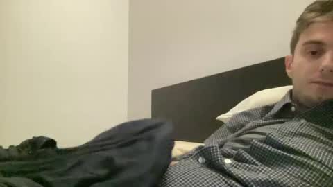 Snapshot of esoog15 chatting on July 9, 2026, 3:49 pm esoog15 online show from July 9, 2026, 3:49 pm