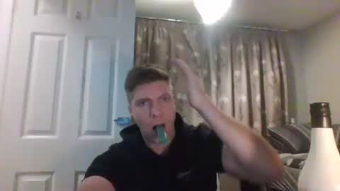 Snapshot of essexlad2022 chatting on February 19, 2026, 8:38 pm essexlad2022 online show from February 19, 2026, 8:38 pm